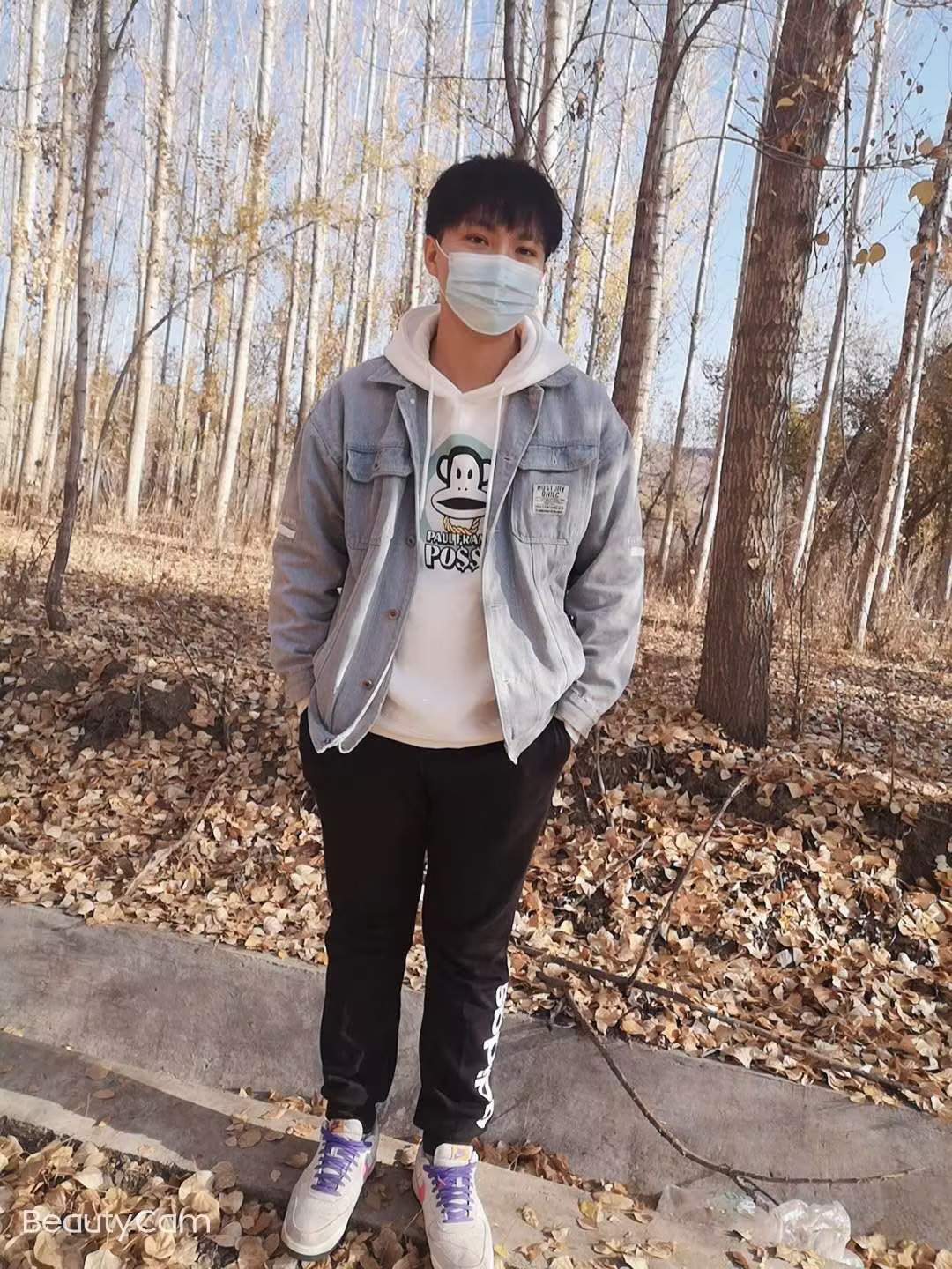杨贵斌.jpg